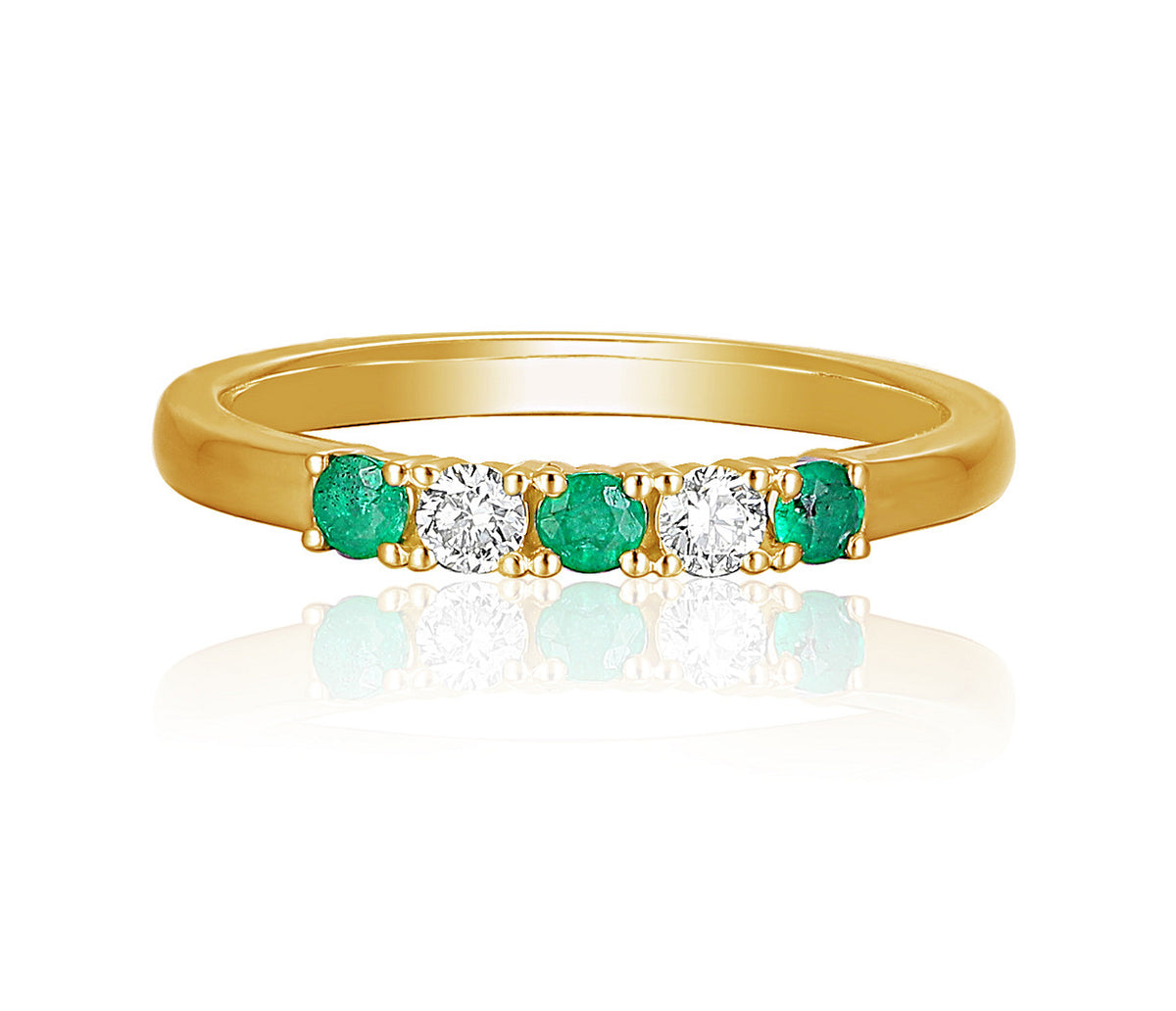 Emerald and diamond five stone ring in 18k yellow gold