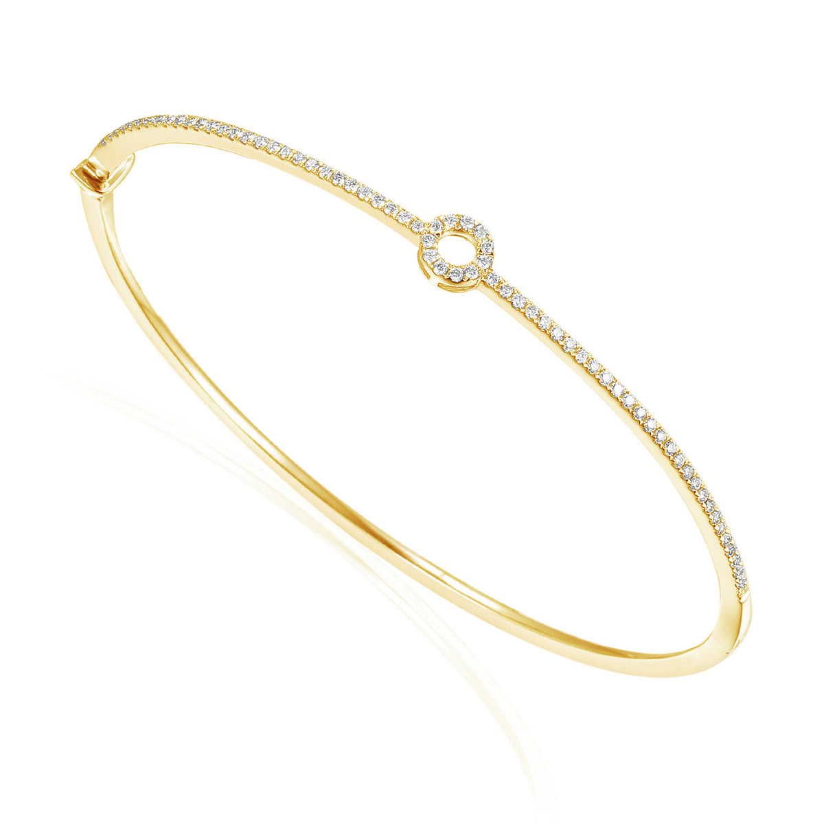 Diamond pavé bangle in 18k yellow gold