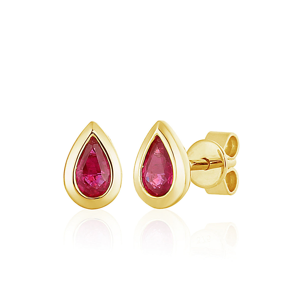 Pear ruby rubover stud earrings in 18k yellow gold